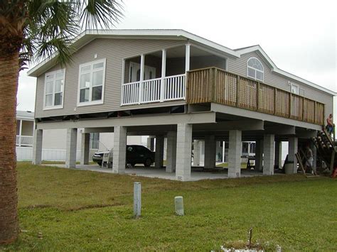modular homes on stilts.